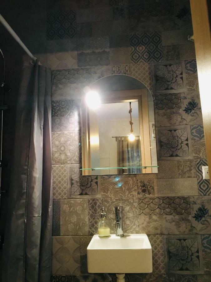 Anastasis Apartment In Palaio Faliro Atenas Exterior foto