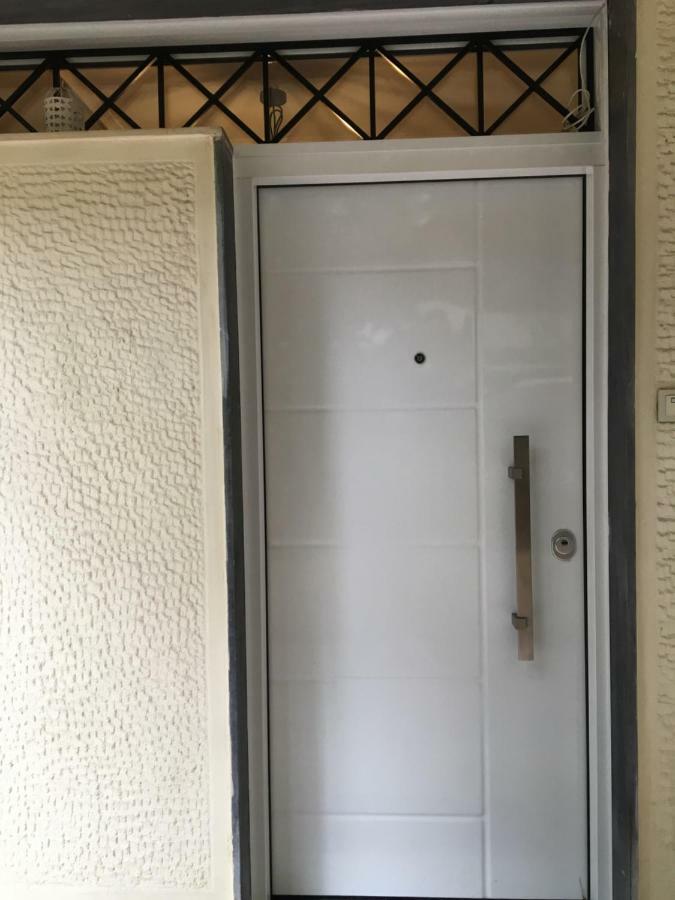 Anastasis Apartment In Palaio Faliro Atenas Exterior foto